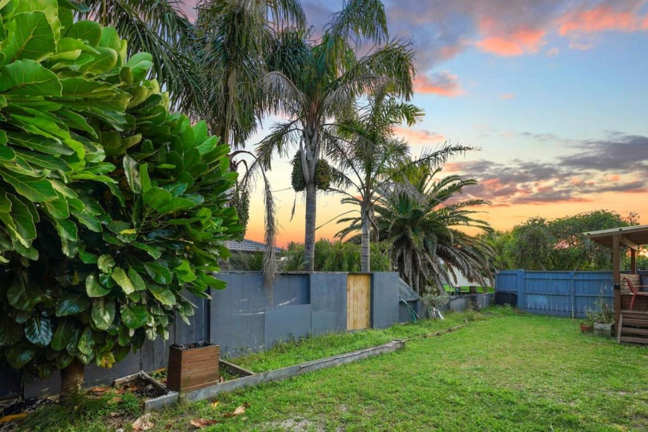 Amazing Home By Beach - Fully Aircon-Ed - Wifi Auckland Exterior foto